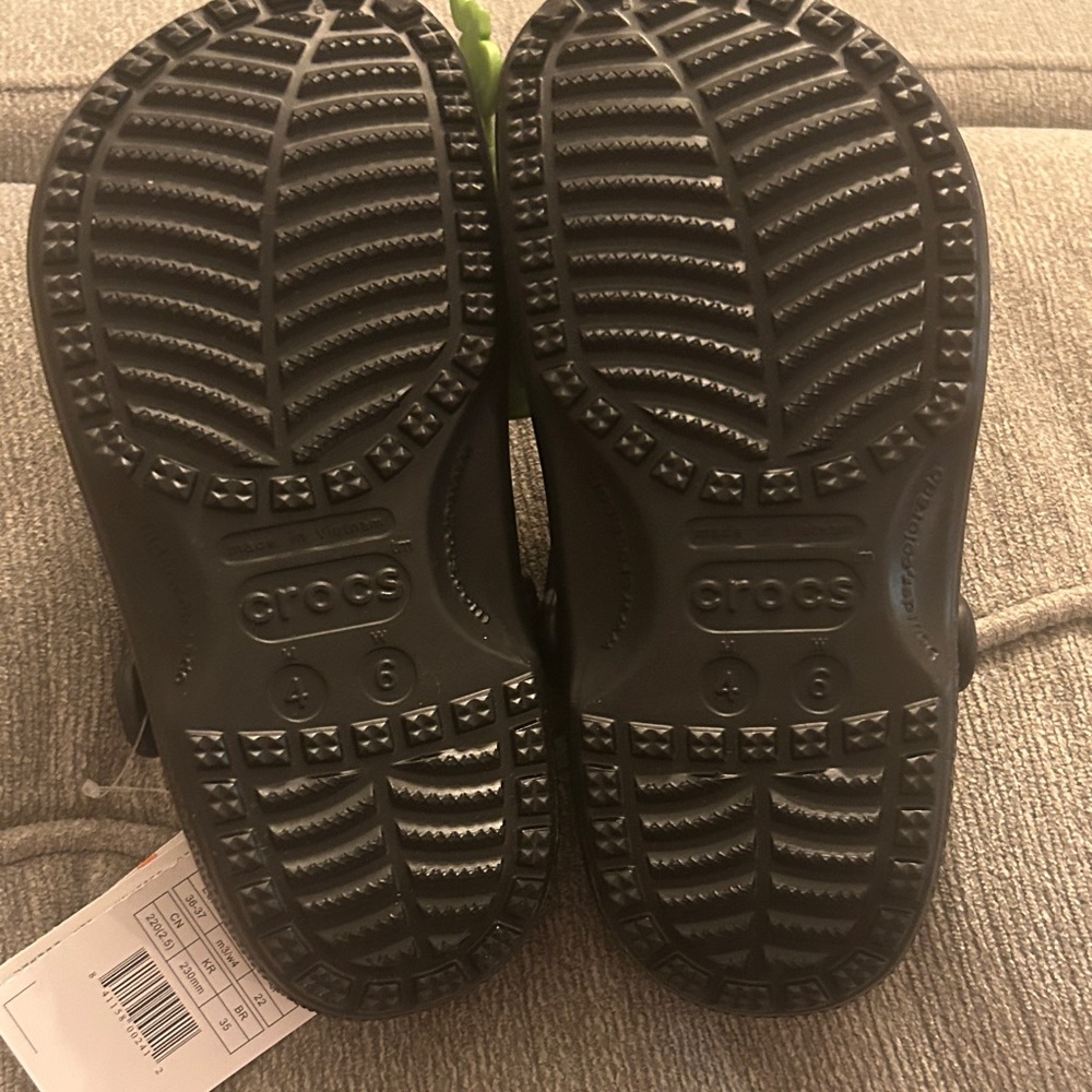 CROCS children’s size 3, NWT - Picture 4 of 7